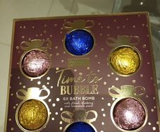 skin care bath bomb treats