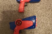 dool Spider-Man guns