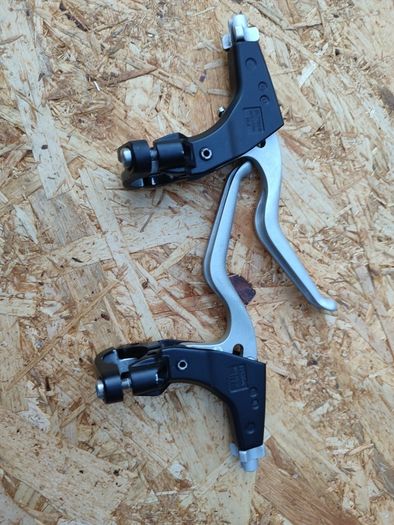 Shimano XT brakes