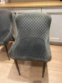 6 Chairs