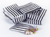 lot of 200 pcs BLACK stripe sweet bags eco friendly ideal for candy weddings parties candy cart shop small retails and sweet shops SIZE 5x7 inches