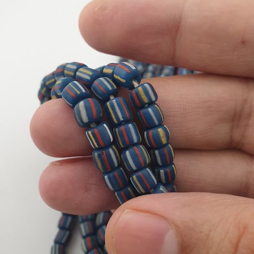 Vintage African Style Stripe Pattern 5.5 - 6 mm Glass Beads Necklace