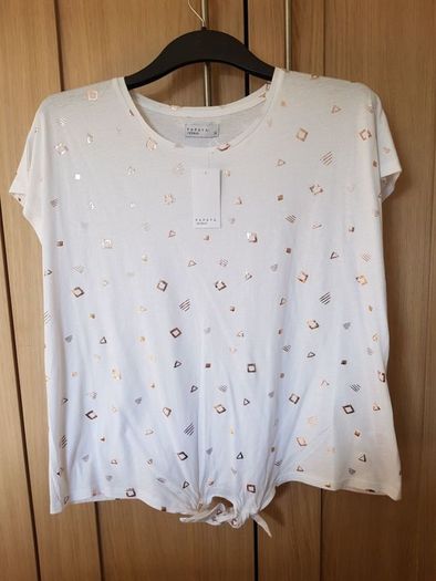Lovely Ladies T-shirt