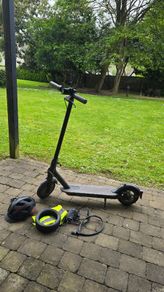 Xiaomi Mi Electric Scooter, Helmet, Spare Tyre and Hi-Vis Vest 180 euro