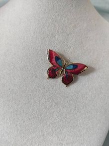 Butterfly cloisonne brooch