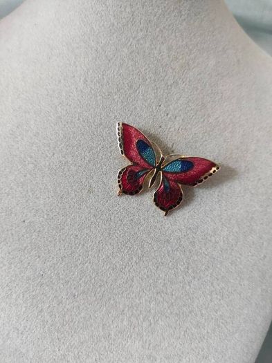 Butterfly cloisonne brooch
