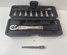 Torque wrench used once in mint condition
