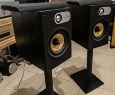 B&W 686 monitor stereo audio bookshelf speakers Hifi High End like New bowers & wilkins