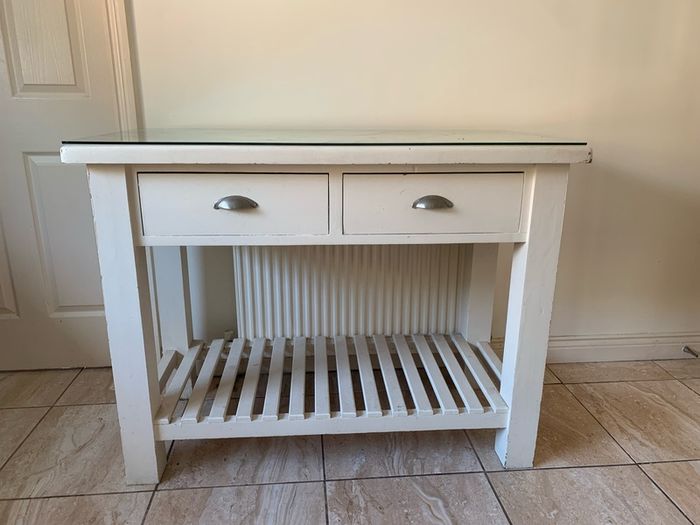butcher's block, kitchen island