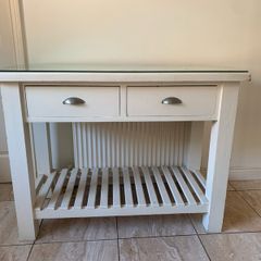 butcher's block, kitchen island