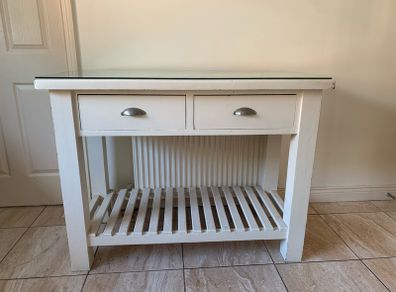 butcher's block, kitchen island