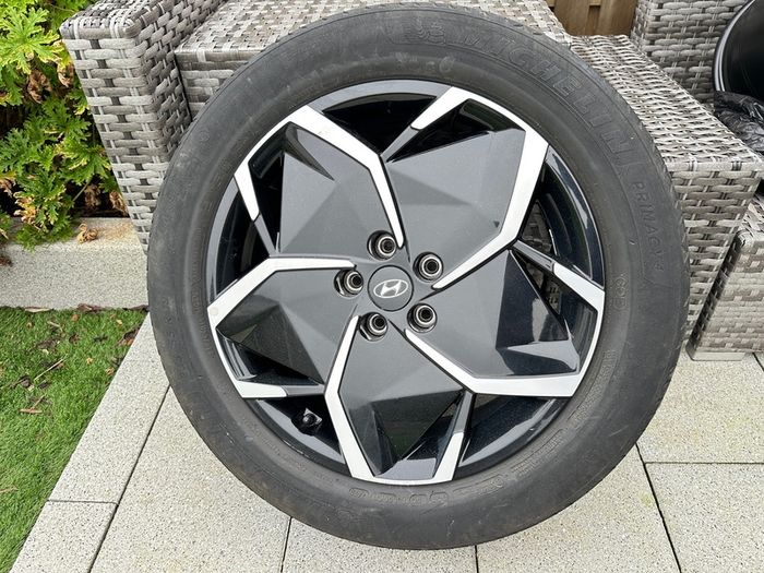 Hyundai Ionic 5 alloy wheel