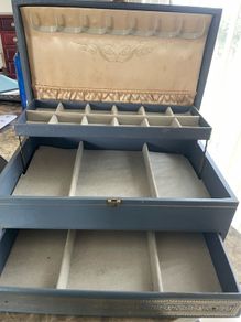 vintage jewellery box