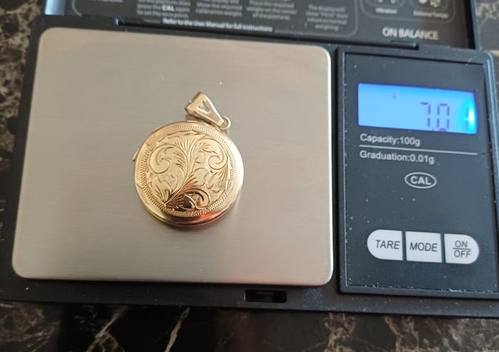9ct Gold Locket