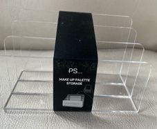 Makeup Palette Storage