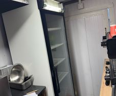 Food Track / Food Trailer