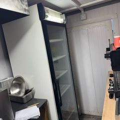 Food Track / Food Trailer