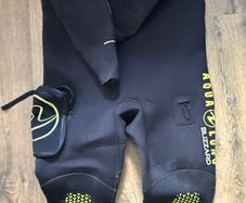 Aqualung Blizzard 4mm dry suit (Size:L, Color: Black)
