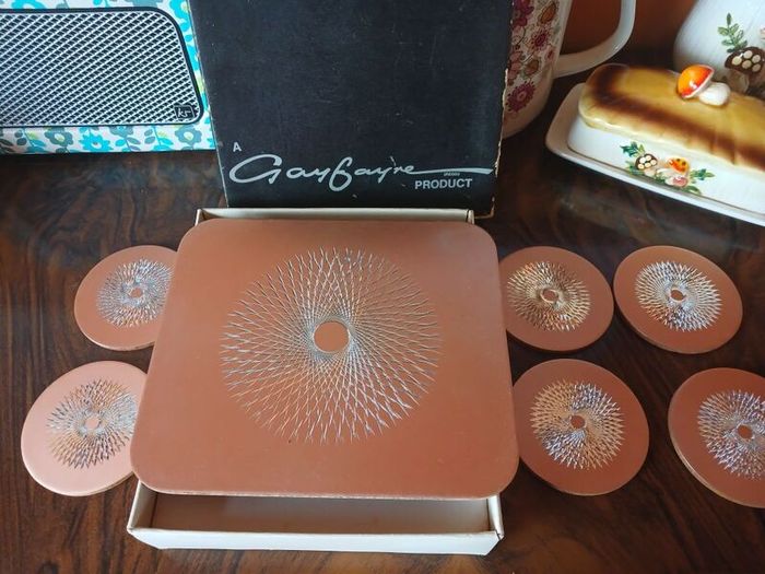 vintage placemat and coasters