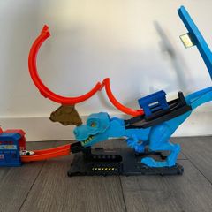 Hot Wheels City T-Rex Chomp Down Playset