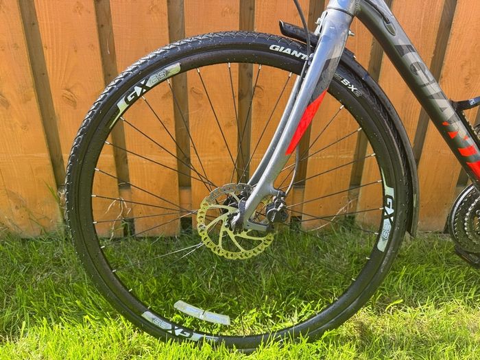Giant Escape 1 Disc Hybrid Bike Medium Excellent Condition