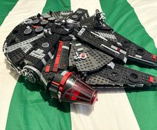 Lego Star Wars Dark Millennium Falcon (75389)