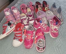 Girls trainers
