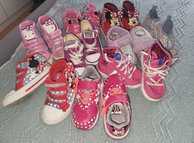Girls trainers
