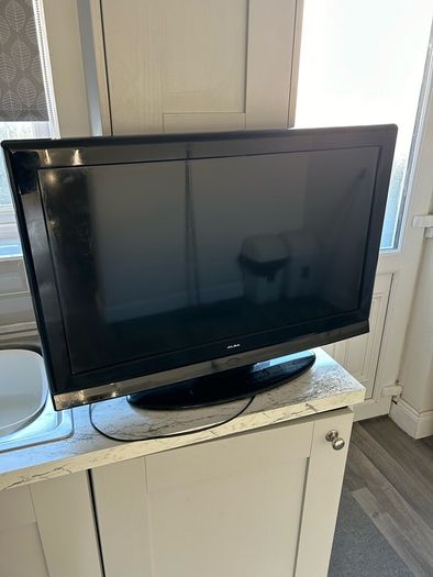 32 Inch Tv For Sale in Thurles, Tipperary from ThatLadDavid