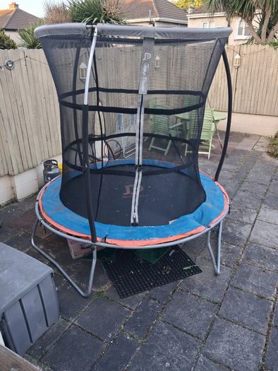 Trampoline