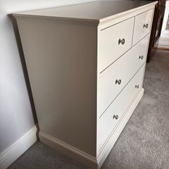 grey chest of drawers