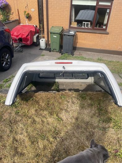Toyota Hilux Canopy 2015
