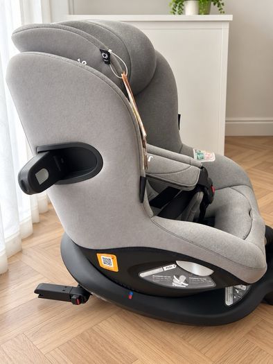 Joie I-Spin 360 car seat