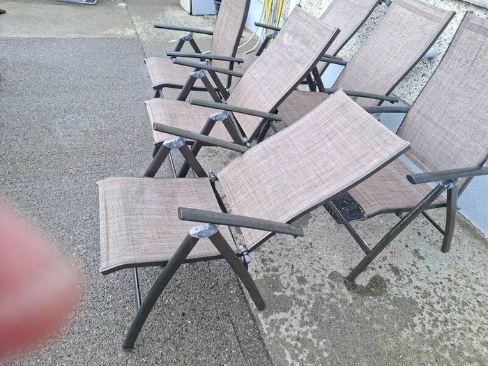 6 folding chairs