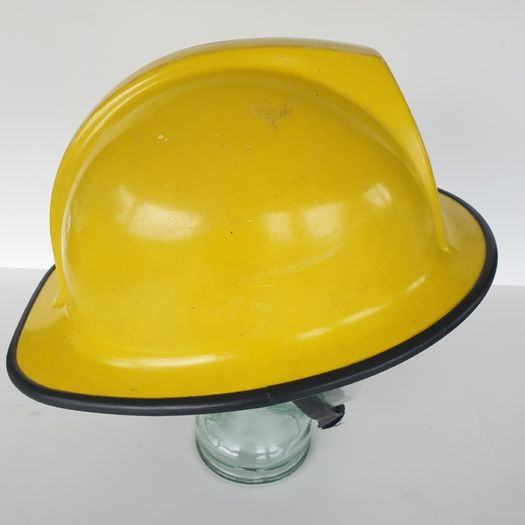 Firefighters helmet 1996 Cromwell F500L PROP