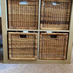 IKEA Kallax Storage unit with baskets