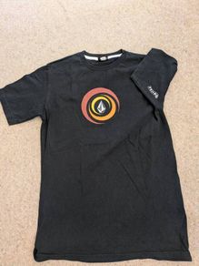 Volcom T-shirt size M