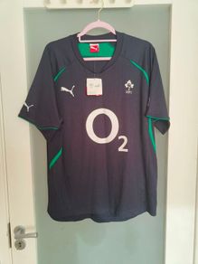 Puma Ireland Rugby IRFU 2010/2011 alternate training T-shirt.