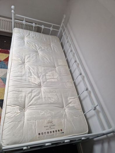 Day bed - free