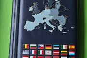 Leuchtrum pocket album for 12 Euro coin sets.