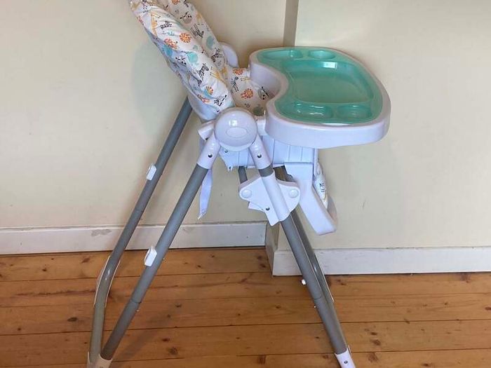 Babylo High Chair with Removable Tray | Excellent Condition