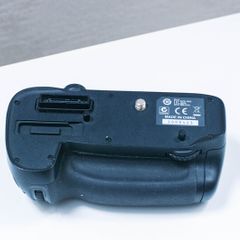 MB-D15, Multi Battery Power Pack / Grip for D7100 & D7200 Digital Camera
