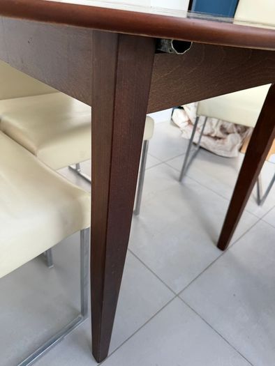 solid wood extendable dining table