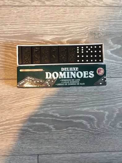 Deluxe Dominoes Set