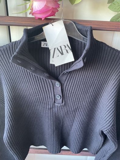 jumper Bnwt Zara navy cropped jumper with button neckline size small
