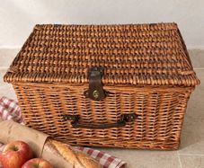 Large Wicker Picnic Hamper Basket with Handle