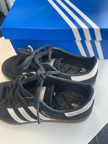 Black Adidas Spezial