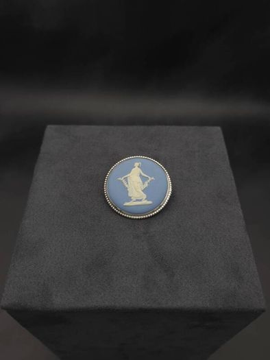 925 Vintage 1973 Wedgwood Sterling Silver Cameo Fully Hallmarked Brooch