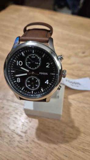 fossil watch