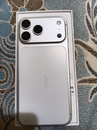 iphone  17 pro max 256 GB